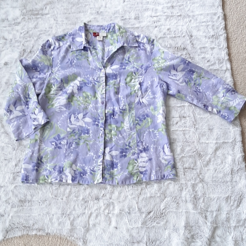 JM Collectiom 100% linen shirt shacket floral lilac.  Size 12.